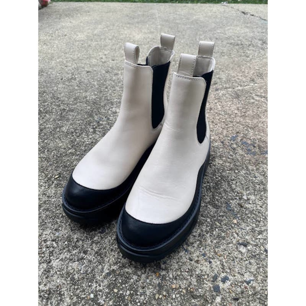 Michael Kors White Platform Ankle Boots, Size 7 1/2